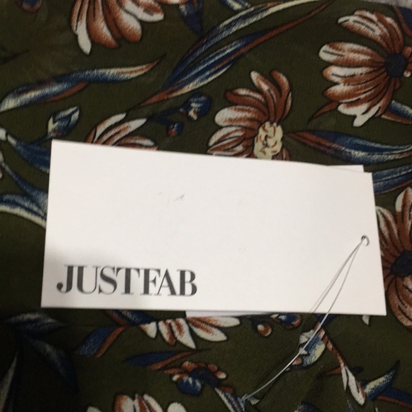 Asymmetrical Ruffle Dress - Picture 7 of 8